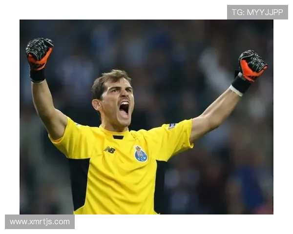 伊克尔·卡西利亚斯传奇生涯回顾与西班牙足球历史地位分析