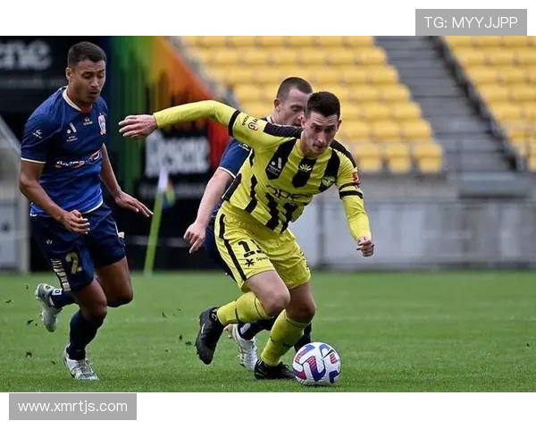 墨尔本胜利与西部联的激烈对决展现澳超精彩瞬间